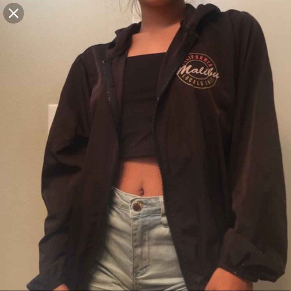 Brandy Melville Malibu Windbreaker - Picture 3 of 3